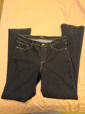 Express Skyscraper Mid Rise Dark Wash Jeans 14R Split Hem Flare Stretch Denim